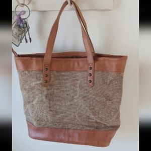 Sundance Leather/ Jute  Tote